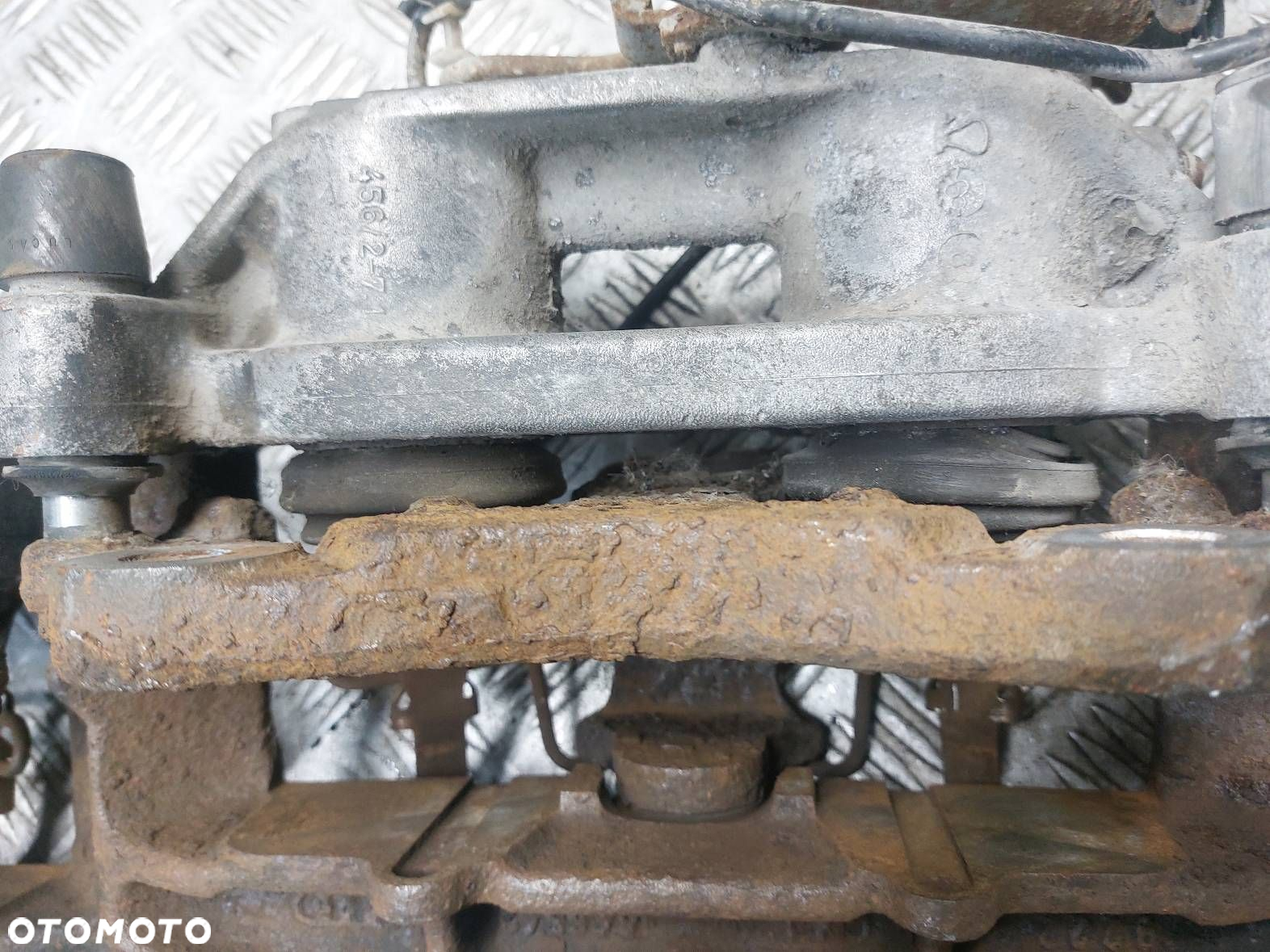 TARCZE HAMULCOWE PRZÓD + ZACISKI AUDI A8 D2 2.5 TDI - 12