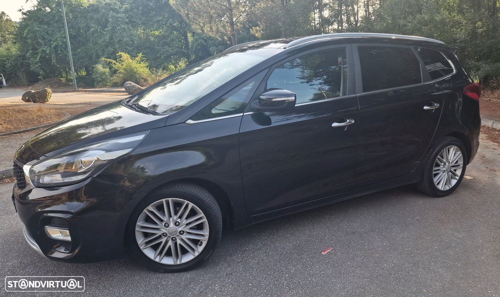 Kia Carens 1.7 CRDi 115 Dream-Team Edition - 3