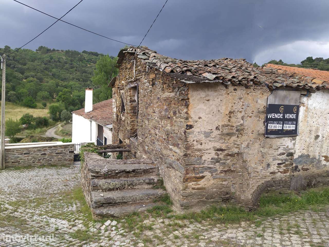 Casa em Ruínas para Recuperação em Veigas, Quintanilha - 30.000€ - Grande imagem: 2/6