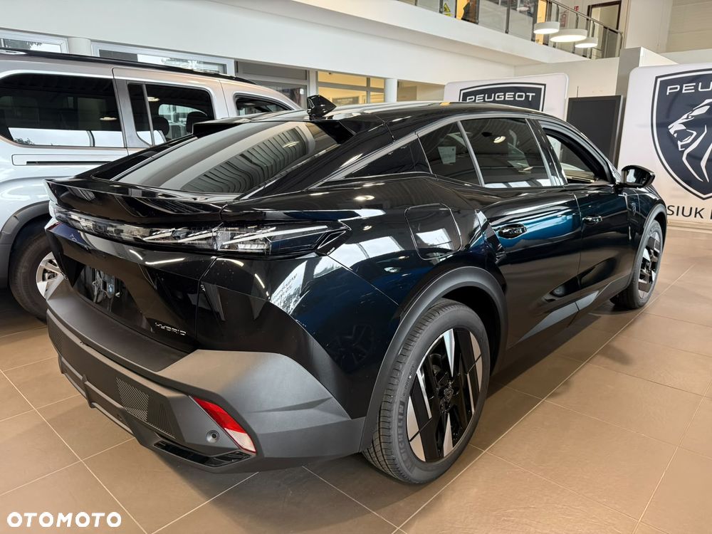 Peugeot 408 - 6