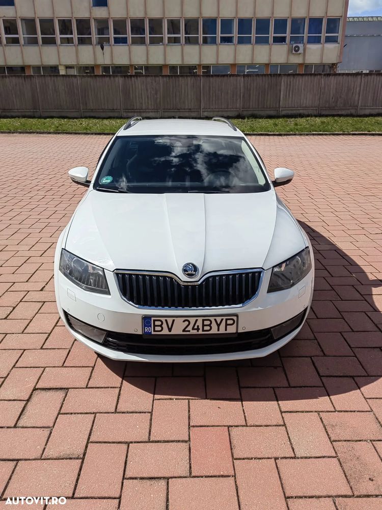 Skoda Octavia 2.0 TDI DSG Ambition - 8