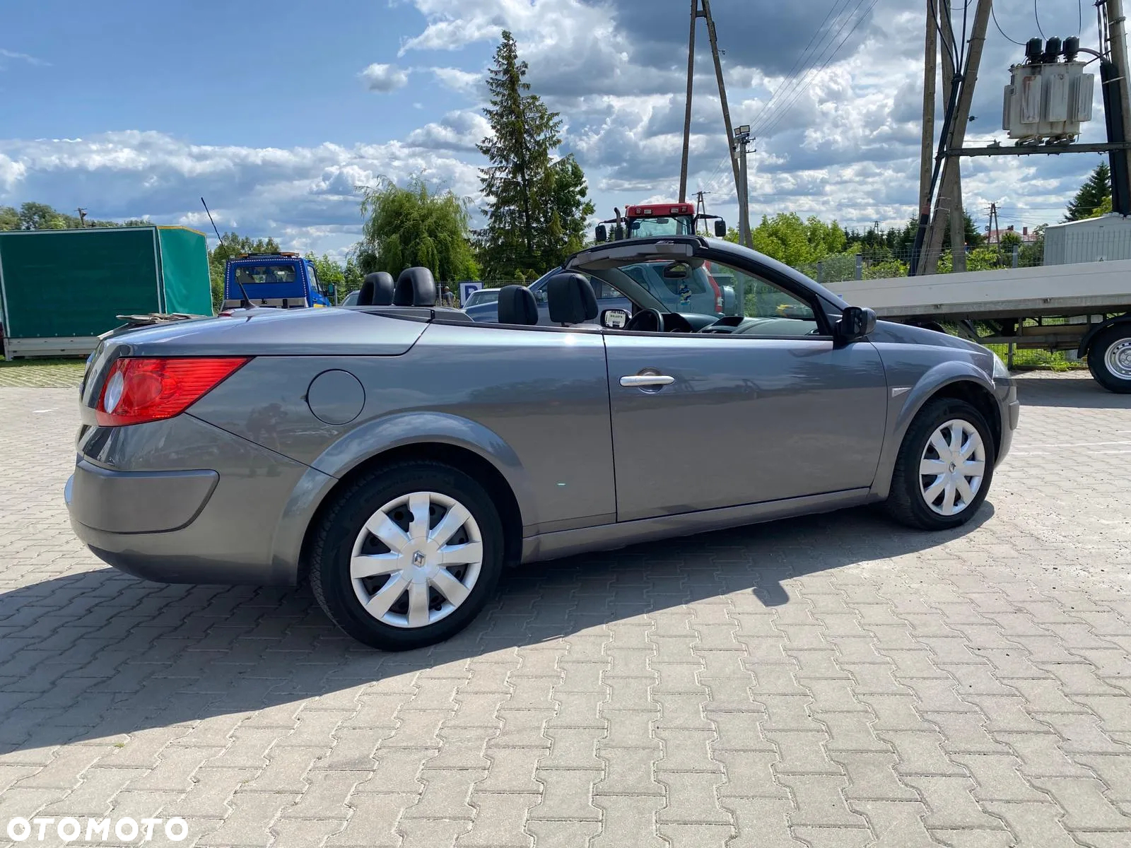 Renault Megane CC 2.0 16V Privilege - 11