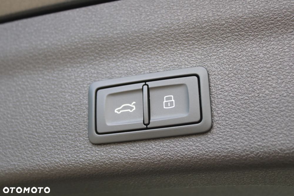Audi A6 Avant 45 TFSI mHEV S Line S tronic - 23