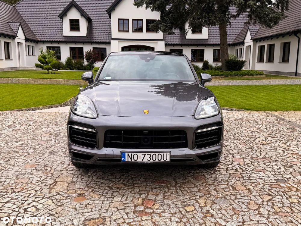 Porsche Cayenne E-Hybrid - 4