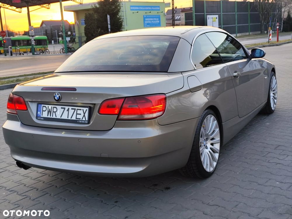 BMW Seria 3 325d DPF - 8