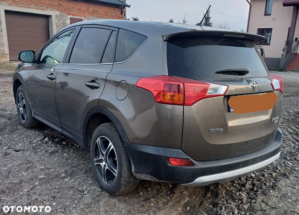 Toyota RAV4 - 3