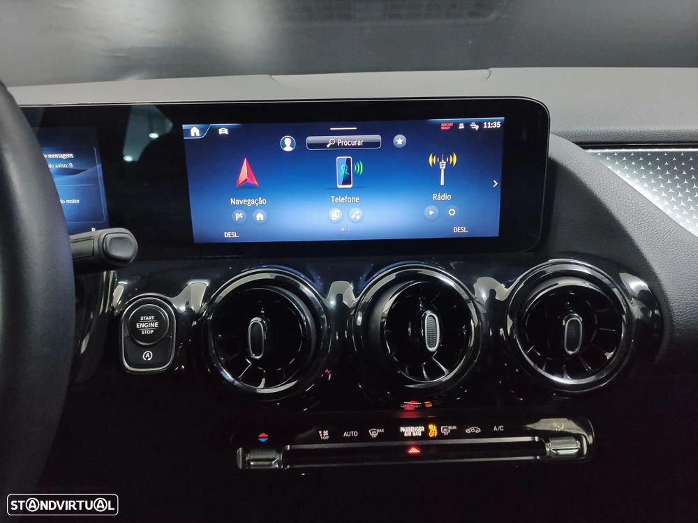 Mercedes-Benz GLA 180 d Progressive - 11