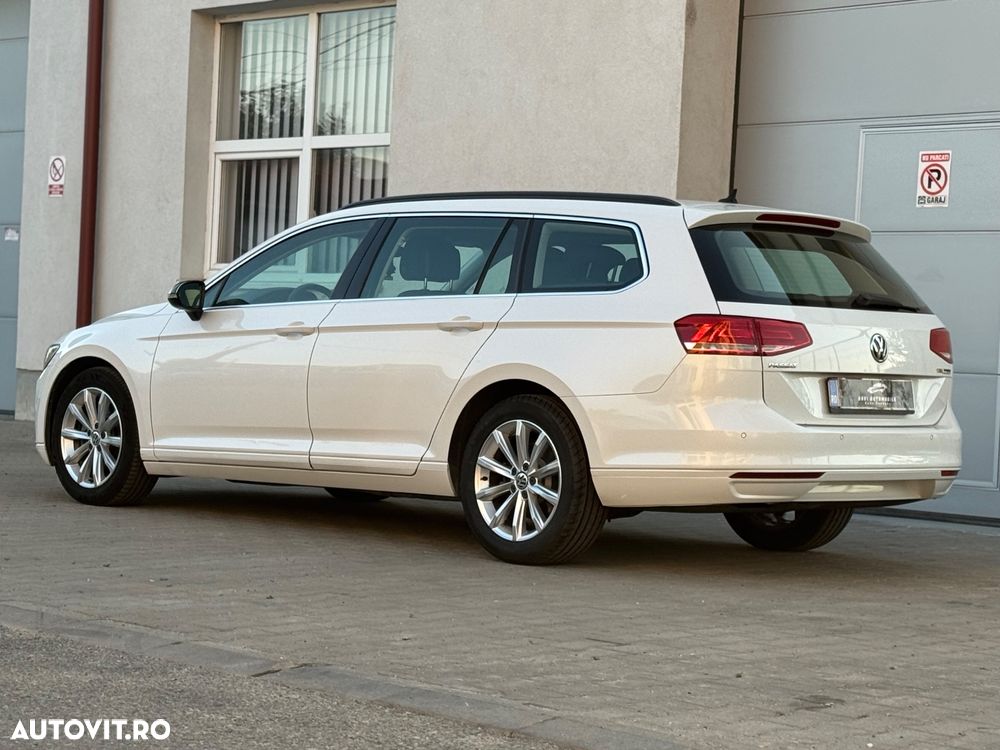 Volkswagen Passat Variant 1.6 TDI SCR DSG Comfortline - 16