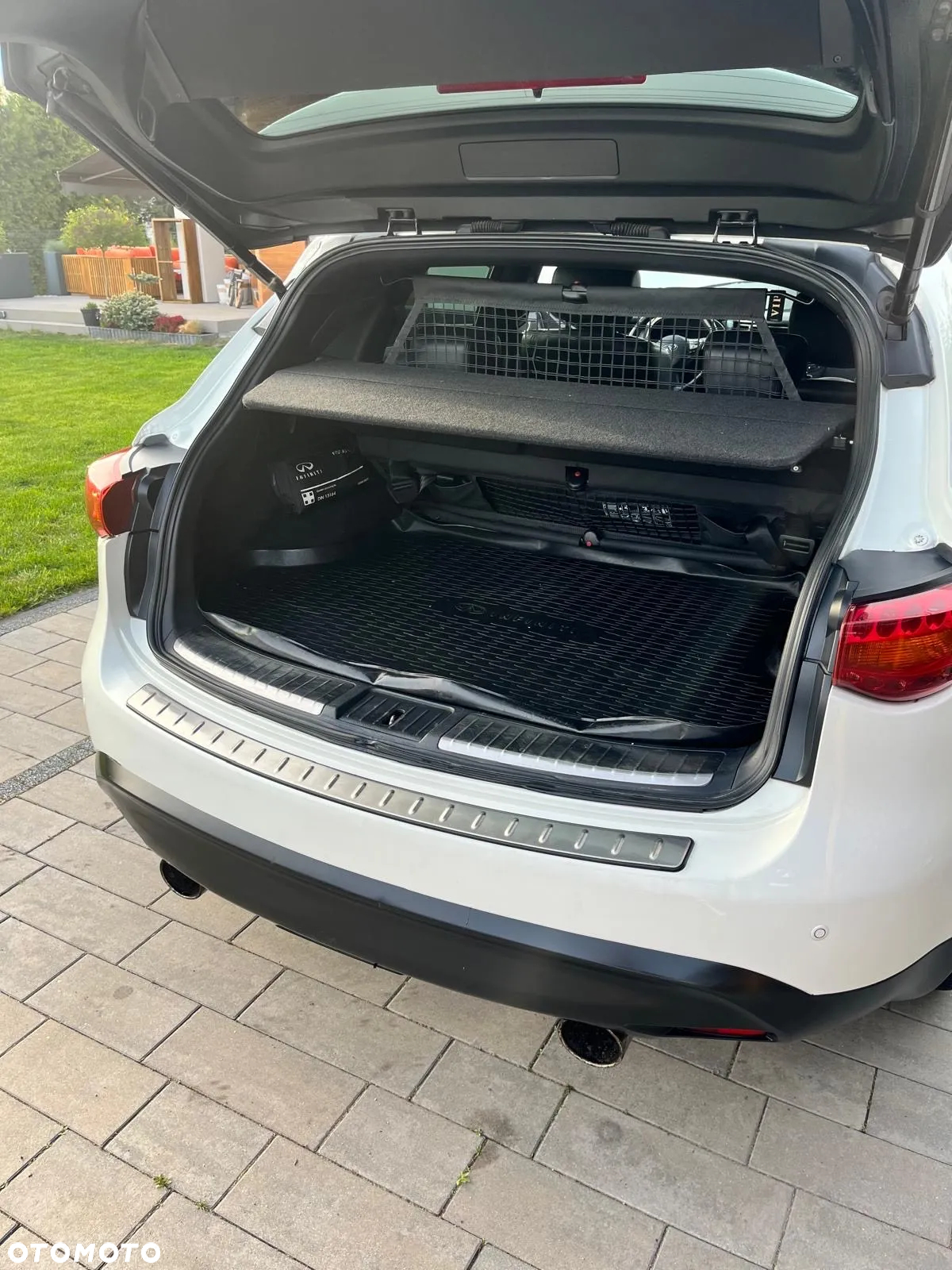 Infiniti QX70 3.0d S - 7