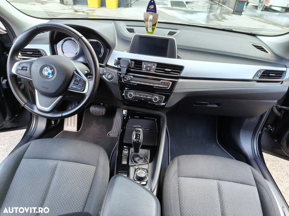 BMW X2 sDrive18d AT - 24