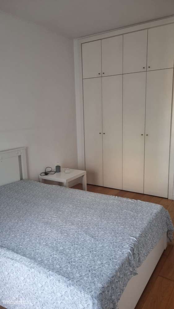 Quarto em apartamento familiar