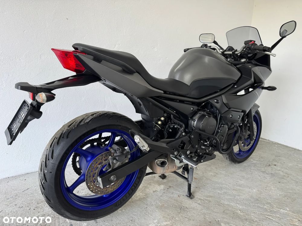 Yamaha XJ - 3