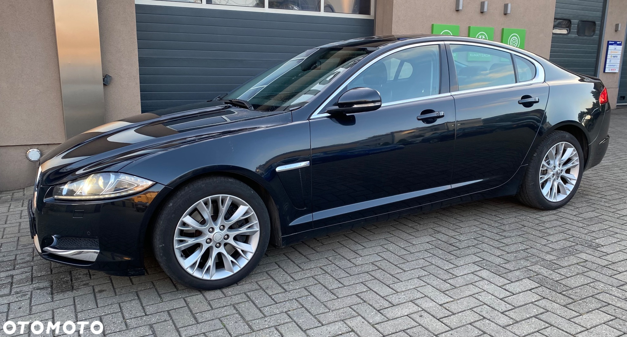 Jaguar XF 3.0 V6 D S Luxury - 19