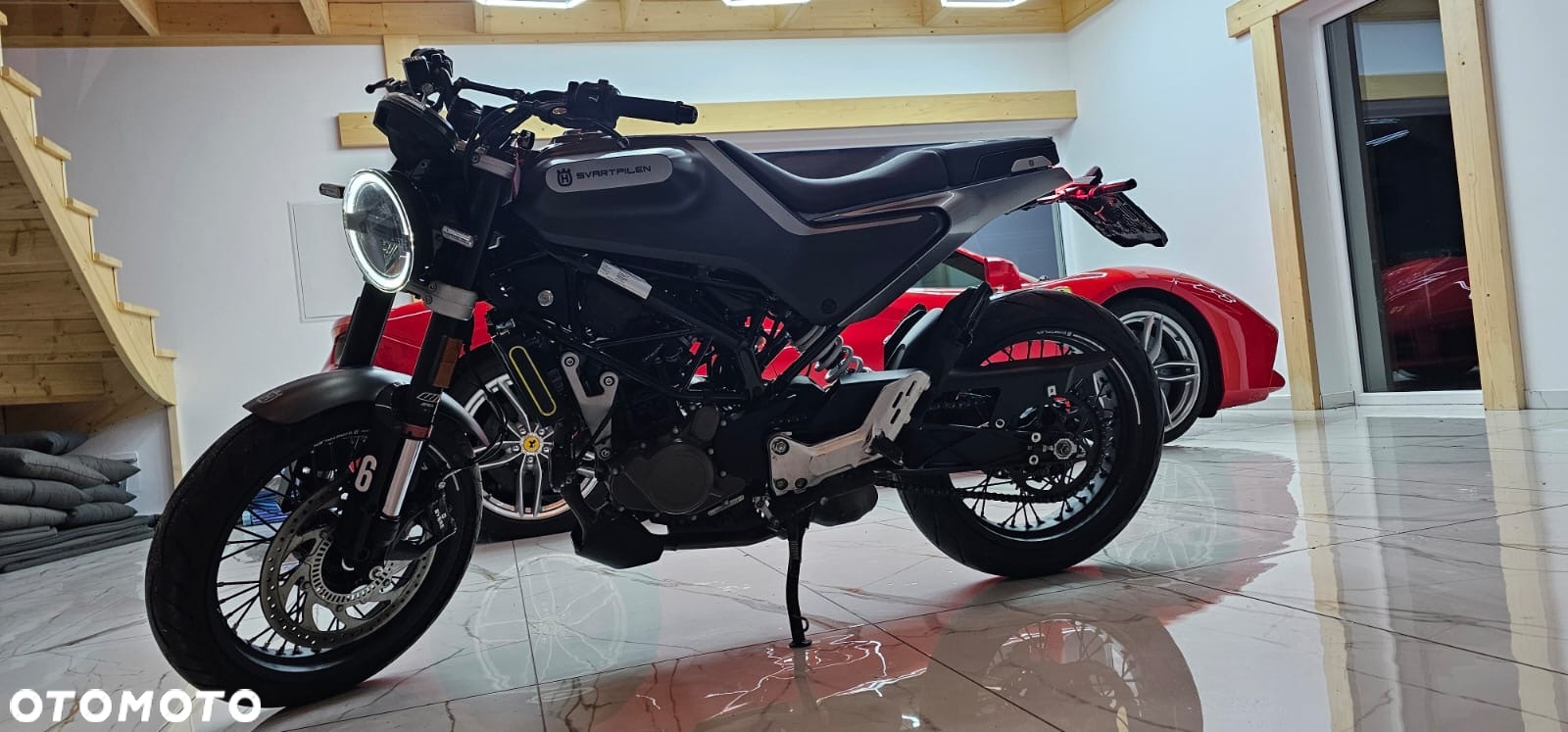 Husqvarna Svartpilen - 2