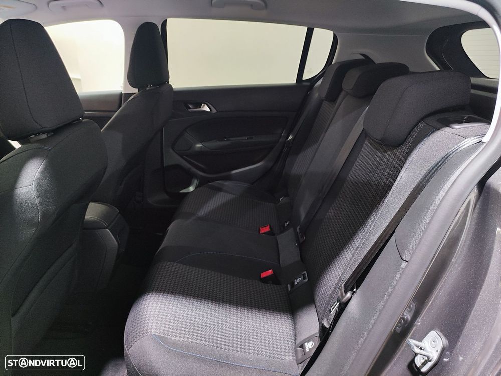 Peugeot 308 1.5 BlueHDi Style - 30