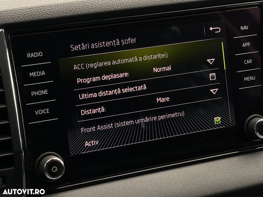 Skoda Karoq 1.6 TDI SCR Style - 27