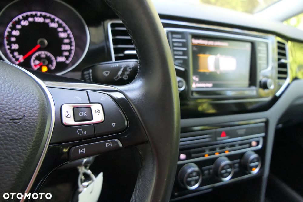 Volkswagen Golf Sportsvan SV 1.6 TDI BMT Highline - 29
