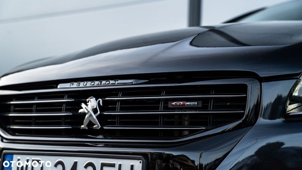 Peugeot 508 - 8