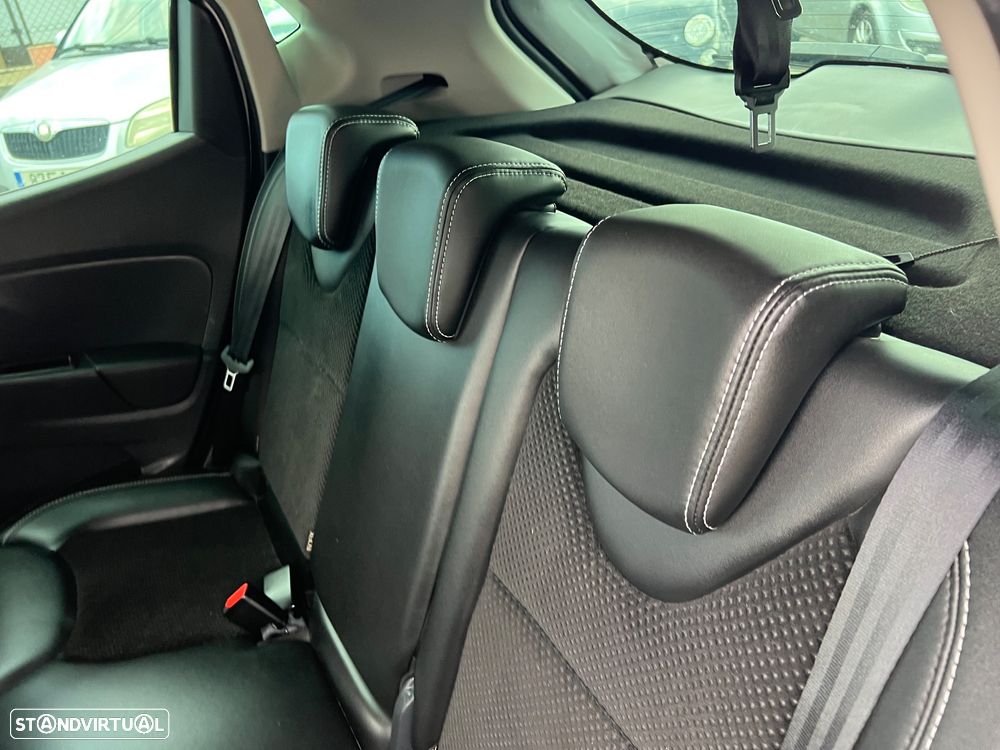 Renault Clio 0.9 TCE Luxe - 17