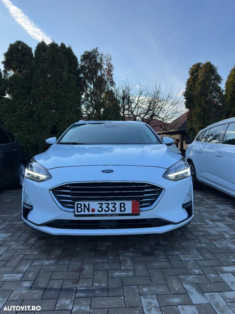 Ford Focus 2.0 EcoBlue Start-Stopp-System TITANIUM X - 39