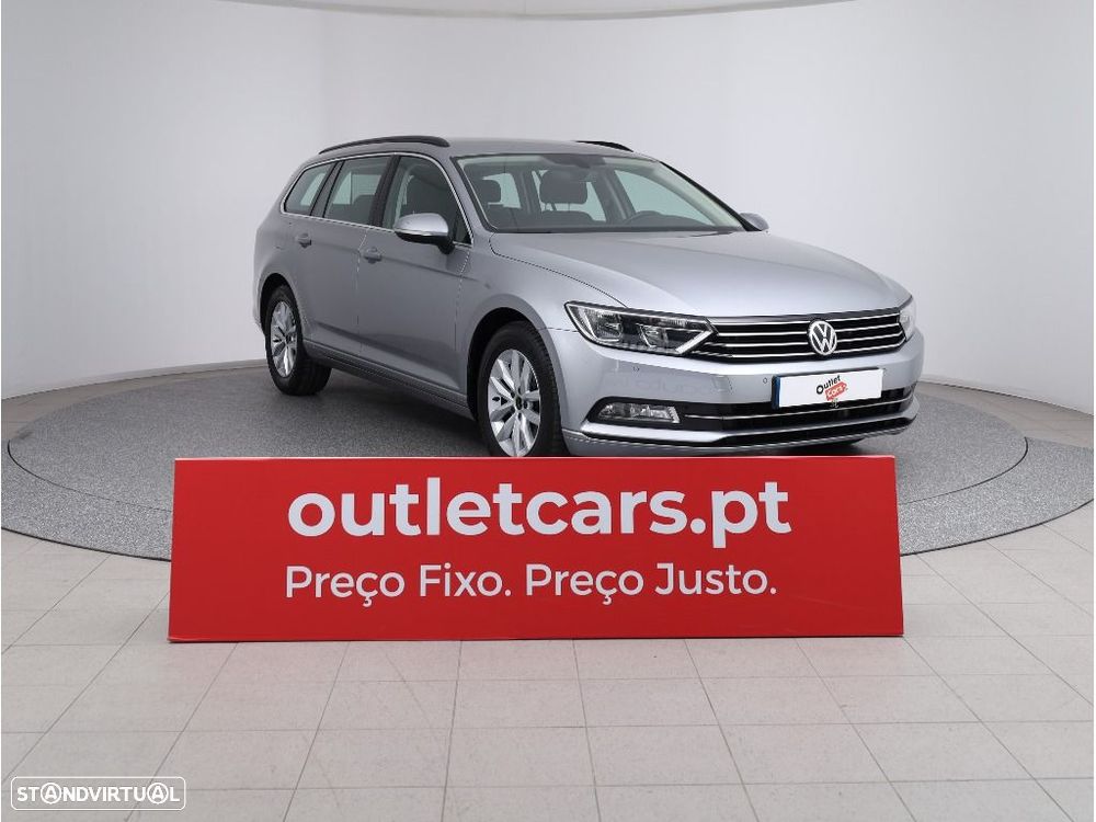VW Passat Variant 2.0 TDI Business DSG - 23