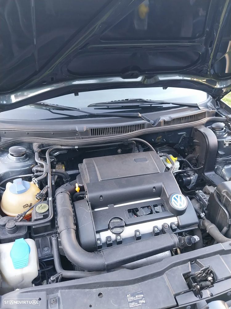 VW Golf 1.4i Confortline JE+AC - 9