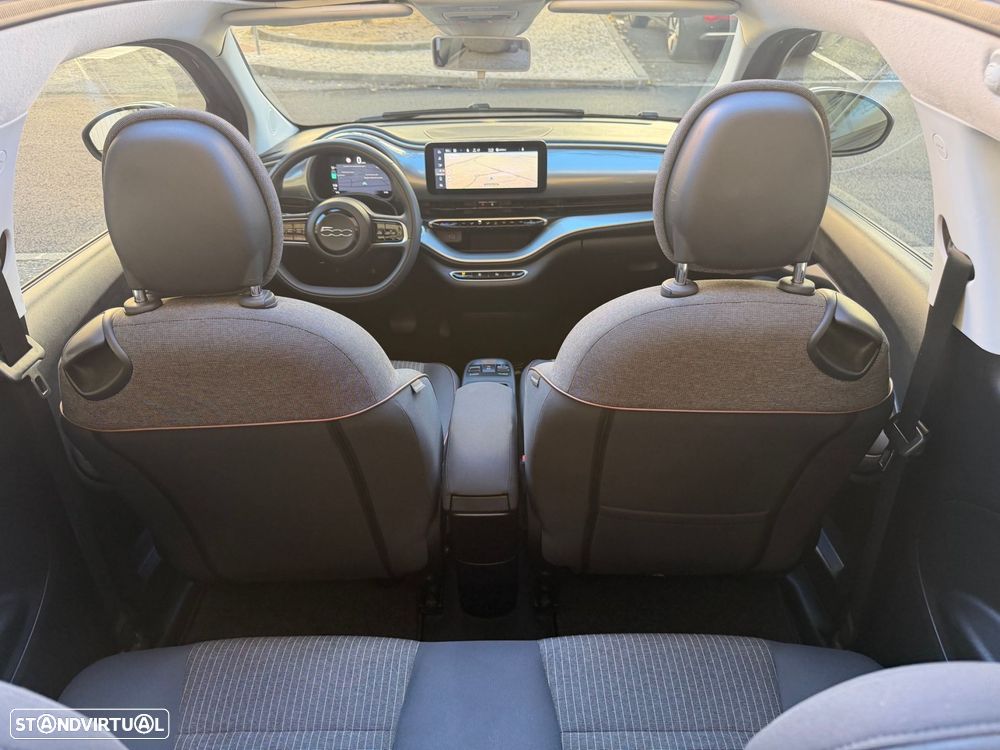 Fiat 500e C 42kWh Icon - 31