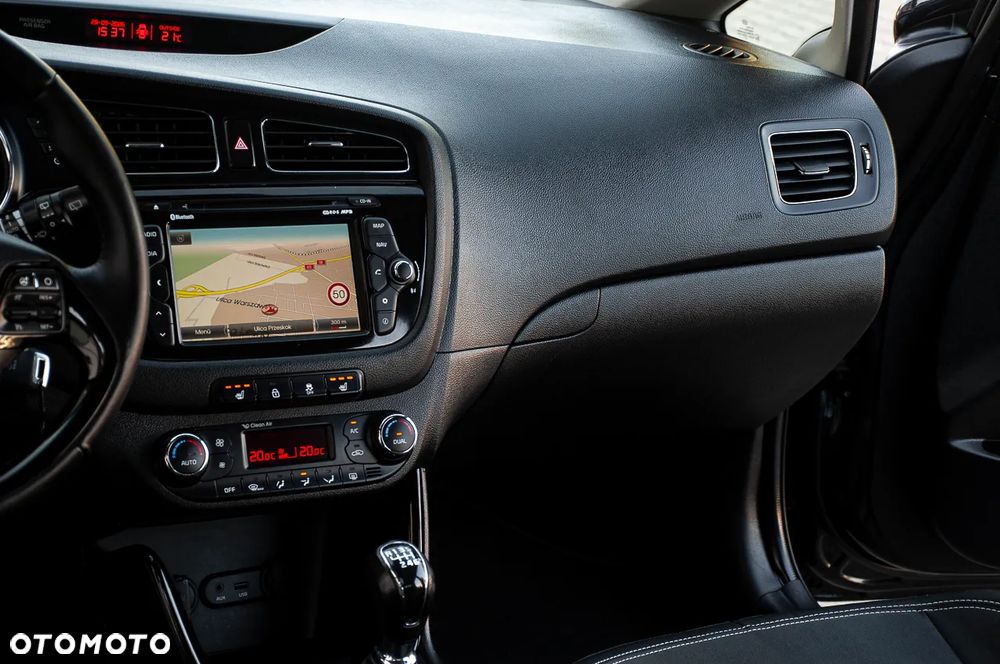 Kia Ceed 1.6 CRDi 128 Spirit - 33