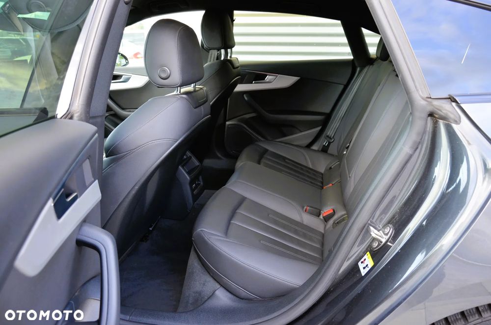 Audi A5 Sportback 35 TDI S tronic S line business - 17