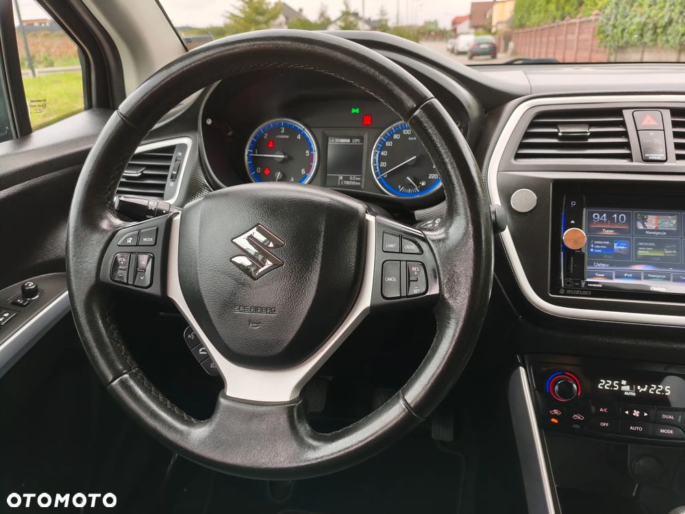 Suzuki SX4 S-Cross 1.6 DDiS Allgrip Comfort+ - 24