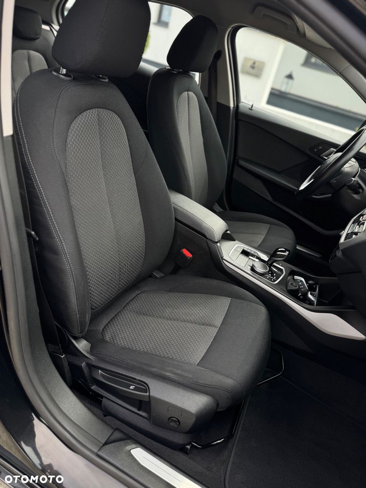 BMW Seria 1 118i Sport Line - 18