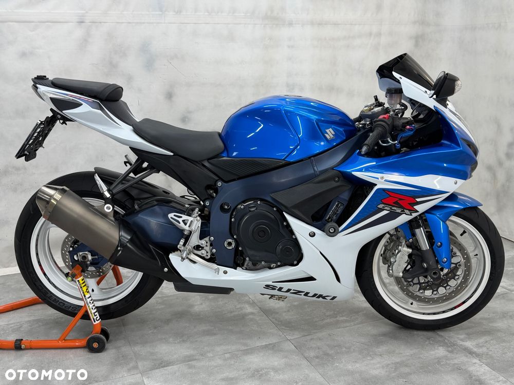 Suzuki GSX-R - 7