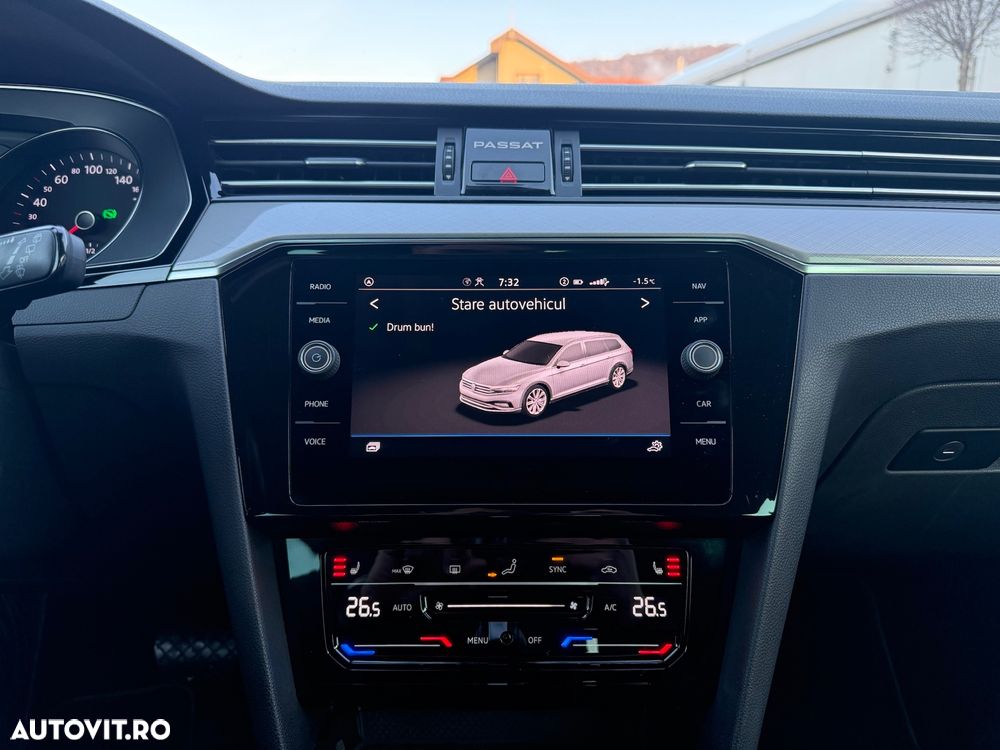 Volkswagen Passat 2.0 TDI SCR DSG Comfortline - 16