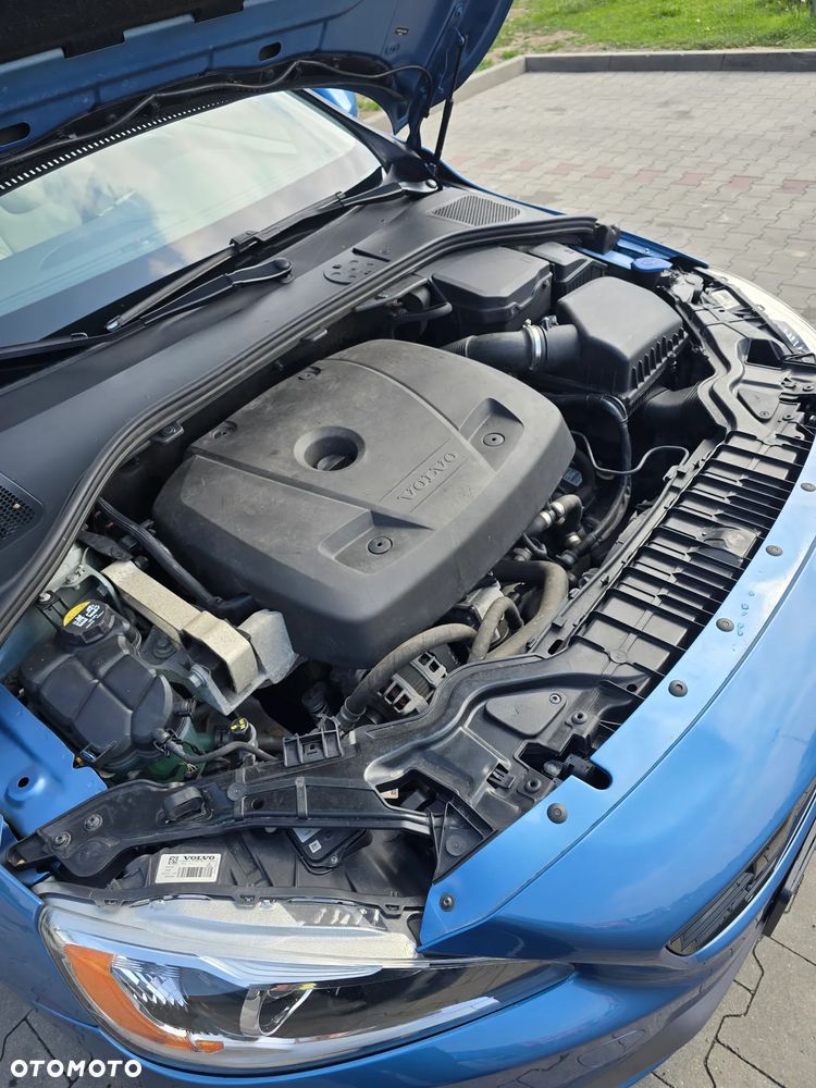 Volvo S60 T5 Drive-E R-Design Momentum - 24