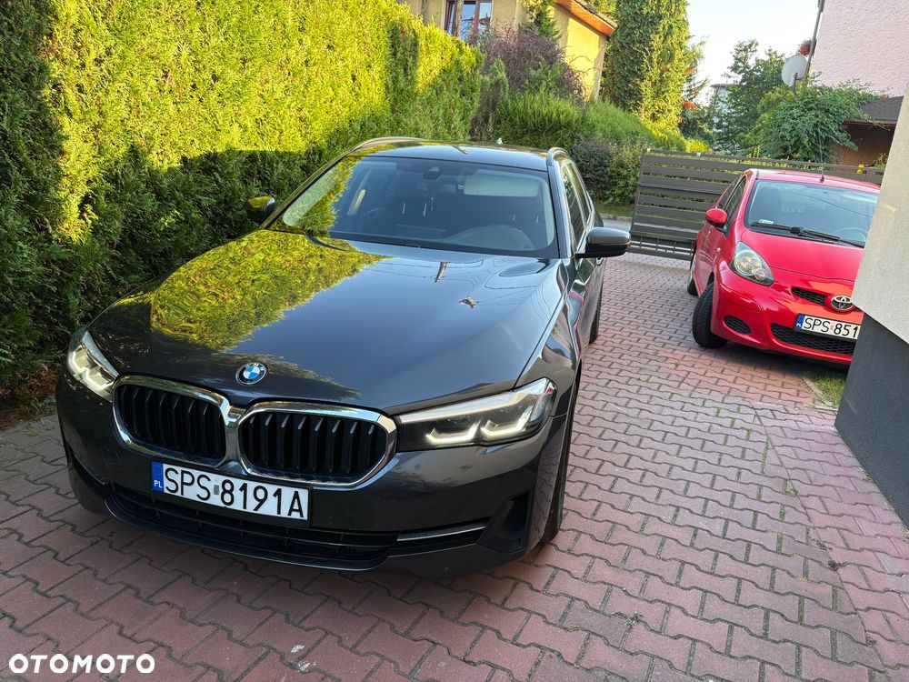BMW Seria 5 520d mHEV - 9