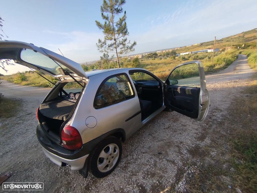 Opel Corsa - 13