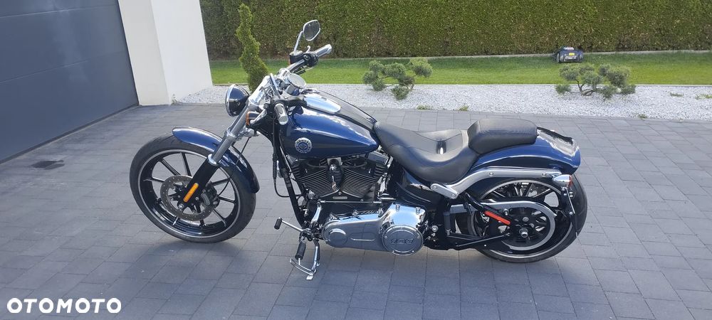Harley-Davidson FXSB Breakout - 13