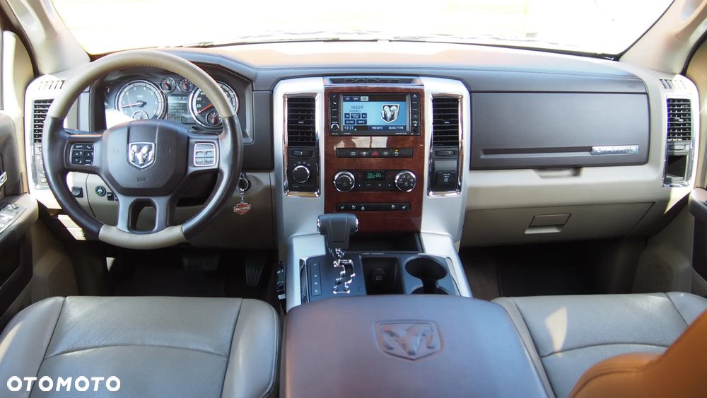 Dodge RAM 5.7 4x4 - 7