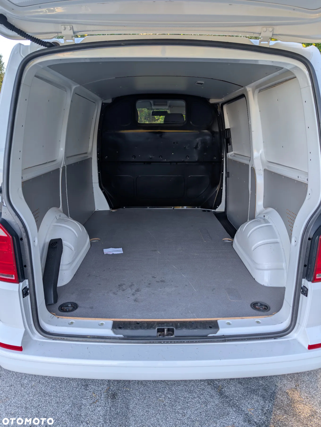 Volkswagen Transporter T6 - 13