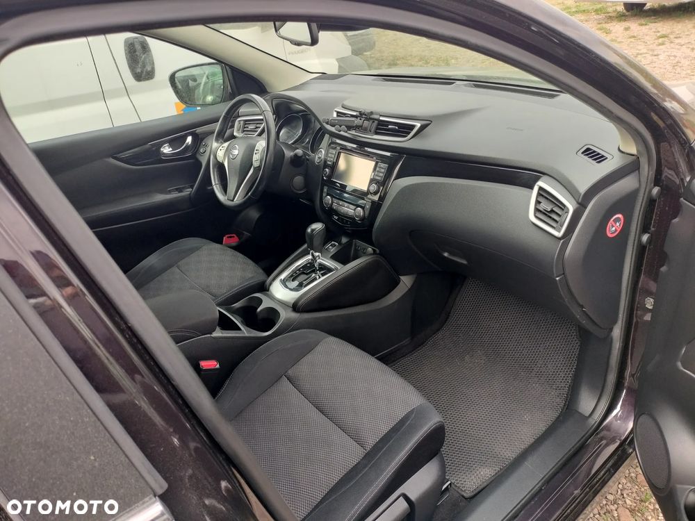 Nissan Qashqai - 16