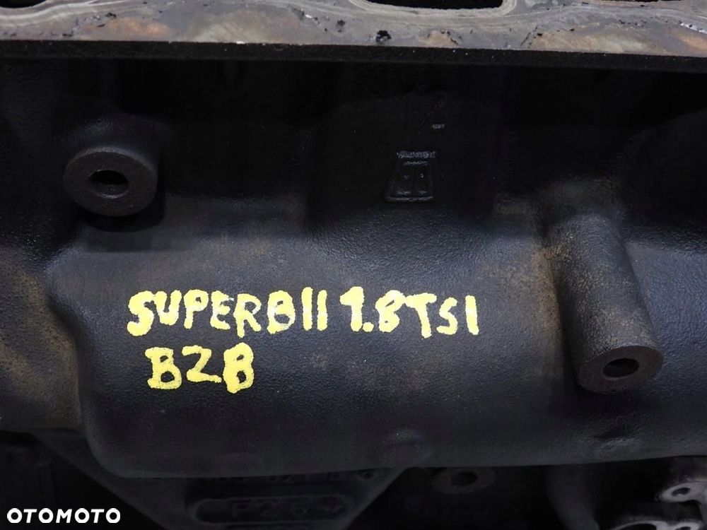 BLOK DÓŁ SILNIKA SKODA SUPERB II 1.8 TSI BZB - 2