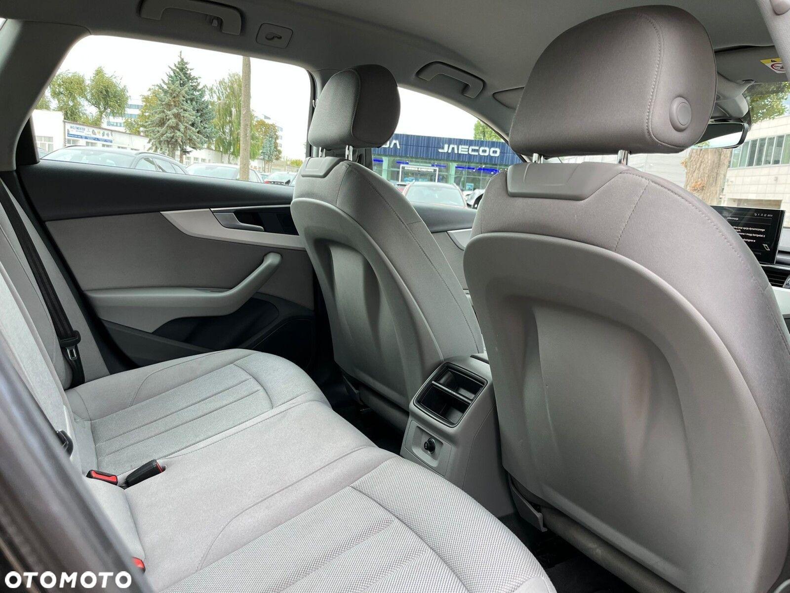 Audi A4 Allroad - 31