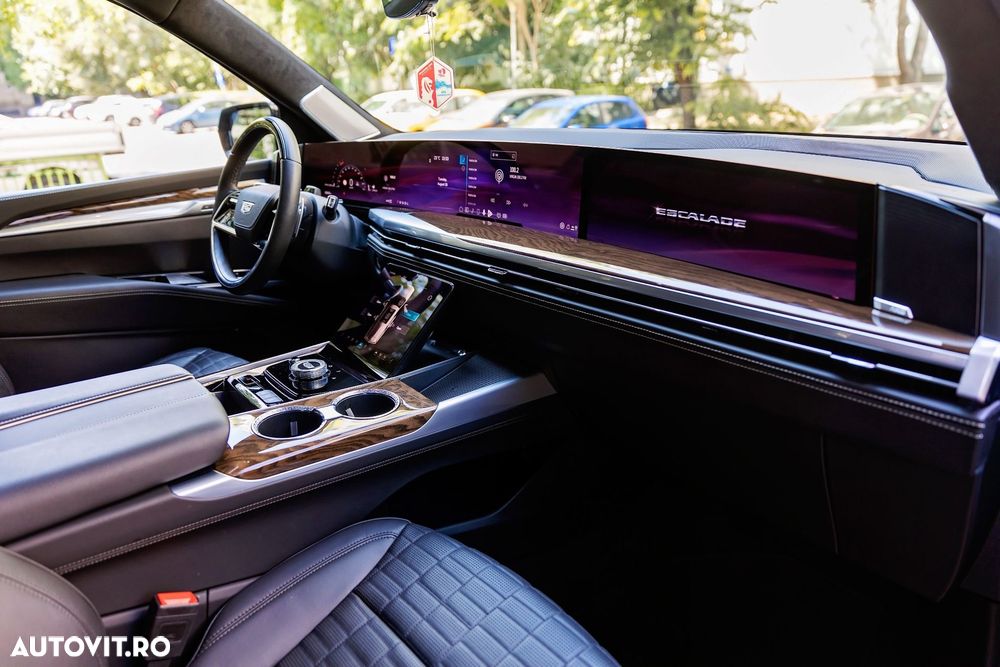 Cadillac Escalade - 14