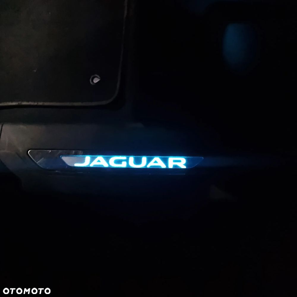 Jaguar F-Pace 35t AWD R-Sport - 17