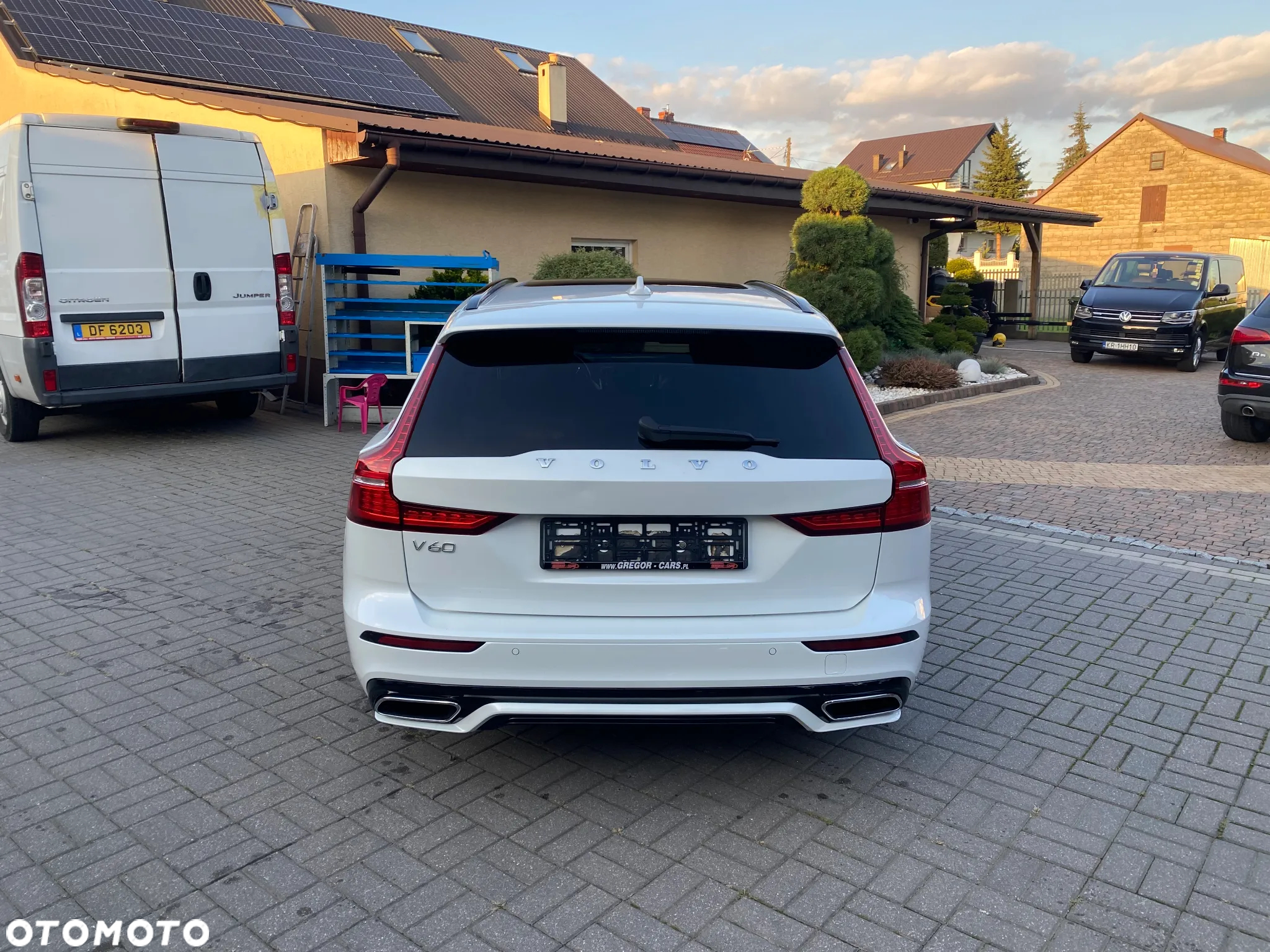 Volvo V60 D3 R-Design - 5