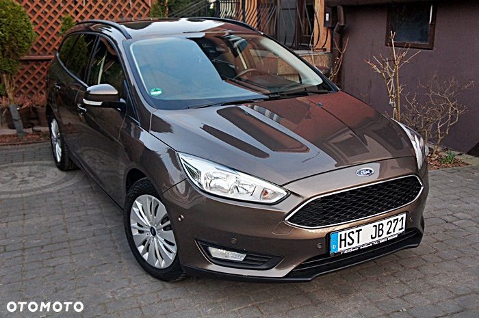 Ford Focus 1.5 EcoBoost STart-Stopp-System TITANIUM - 4