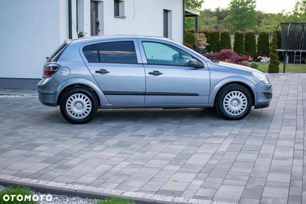 Opel Astra - 8