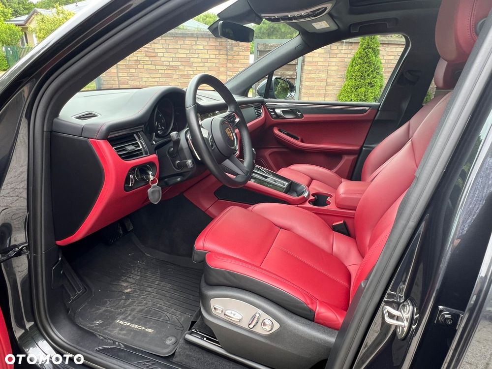 Porsche Macan Standard - 19