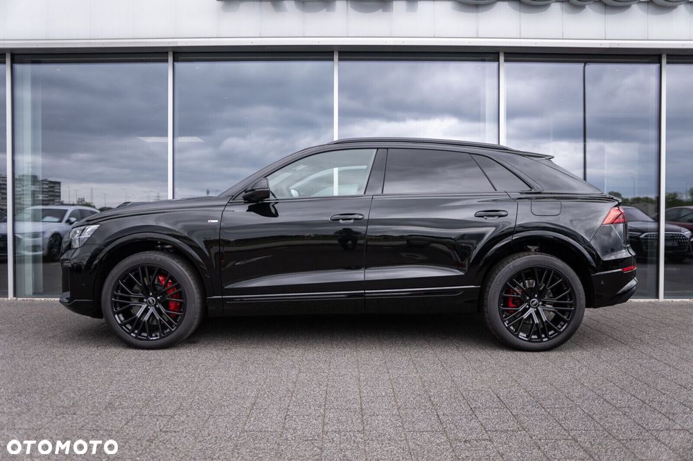 Audi Q8 - 6