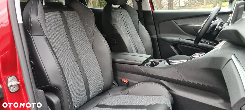 Peugeot 3008 1.5 BlueHDi Allure S&S EAT8 - 21